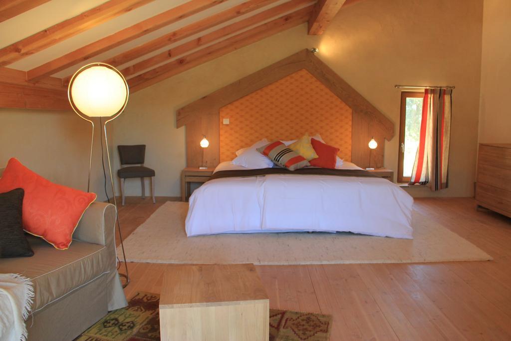 Готель Hollyoaks Estate Saint-Pons-la-Calm Номер фото
