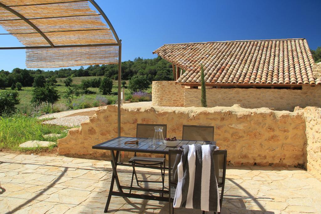 Готель Hollyoaks Estate Saint-Pons-la-Calm Номер фото